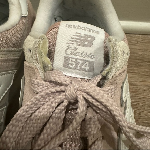 Light Pink New Balance 574 - Picture 3 of 4